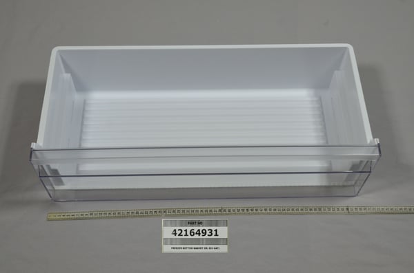 Freezer Bottom Basket GR. 653 Nat)