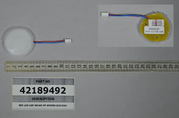 Ref.LED Cap GR/485 PP Spiked/2835/Unc