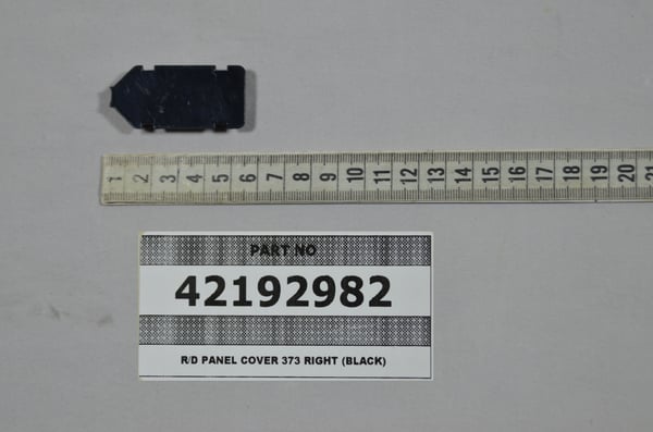 R/D Panel Cover 373 Right (Black)