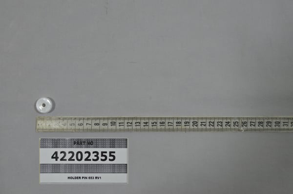 Holder Pin 653 RV1