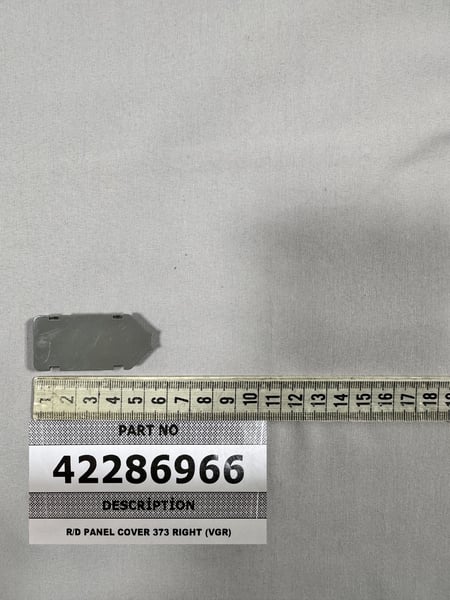 R/D Panel Cover 373 Right (Vgr)