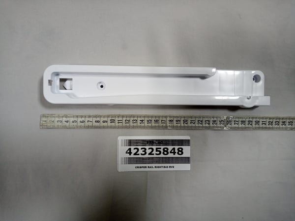 Crisper Rail Right/643 RV2