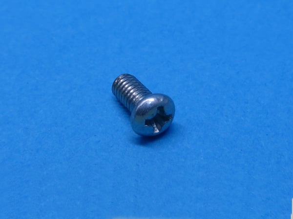 Crosshead Screw