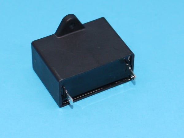 Capacitor
