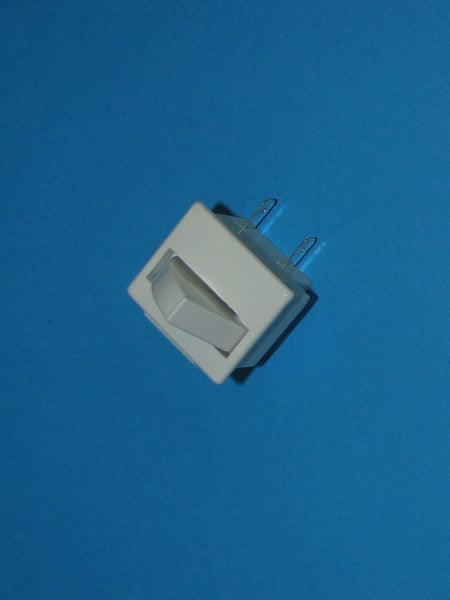 Door switch