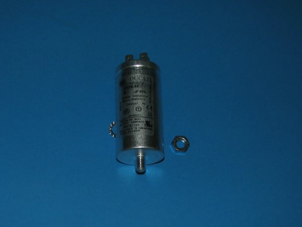 Capacitor