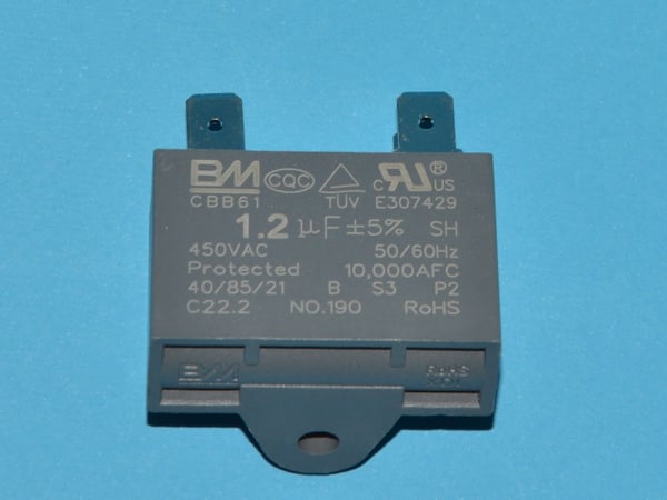 Capacitor 1,2UF 450V"