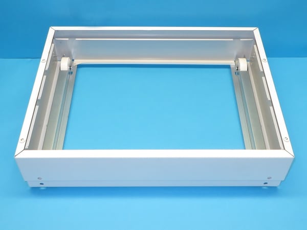 Plinth 600