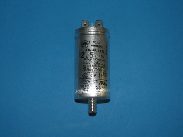Capacitor 2.5UF 400V
