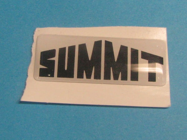 Name Plate Summit 070/9005