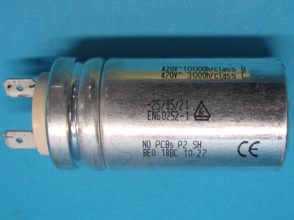 Capacitor 6,3UF"