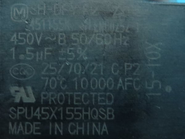 Capacitor 1,5UF 450V"