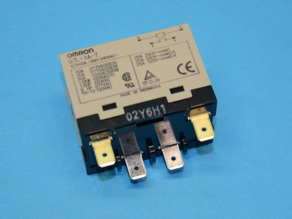 Relay Omron G7L-1A-T