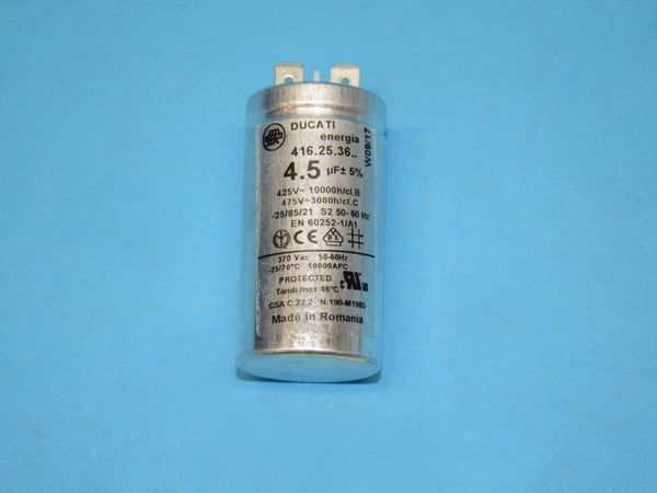 Capacitor