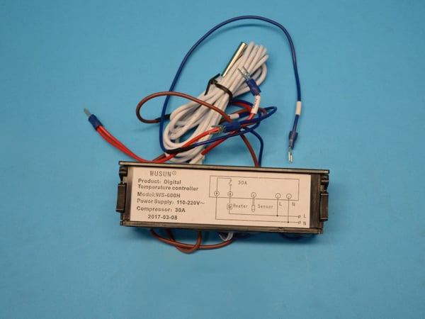Digital Display Thermostat