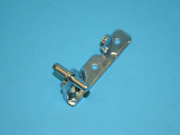 Central Hinge