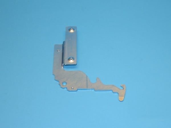 Hinge L Painted UL4