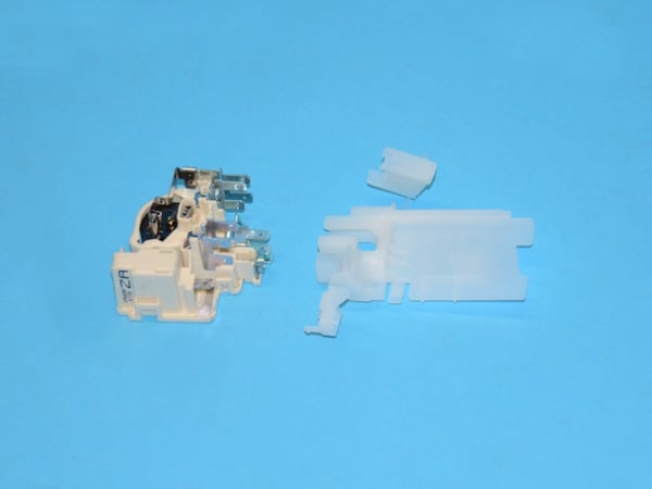 Connection Box HTK12AA