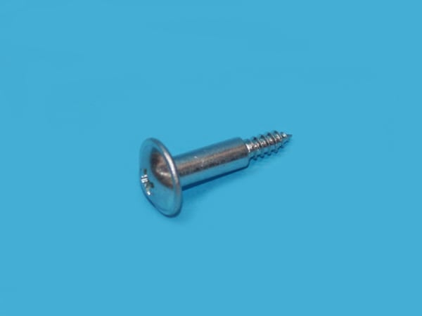 Screw M4x26.4
