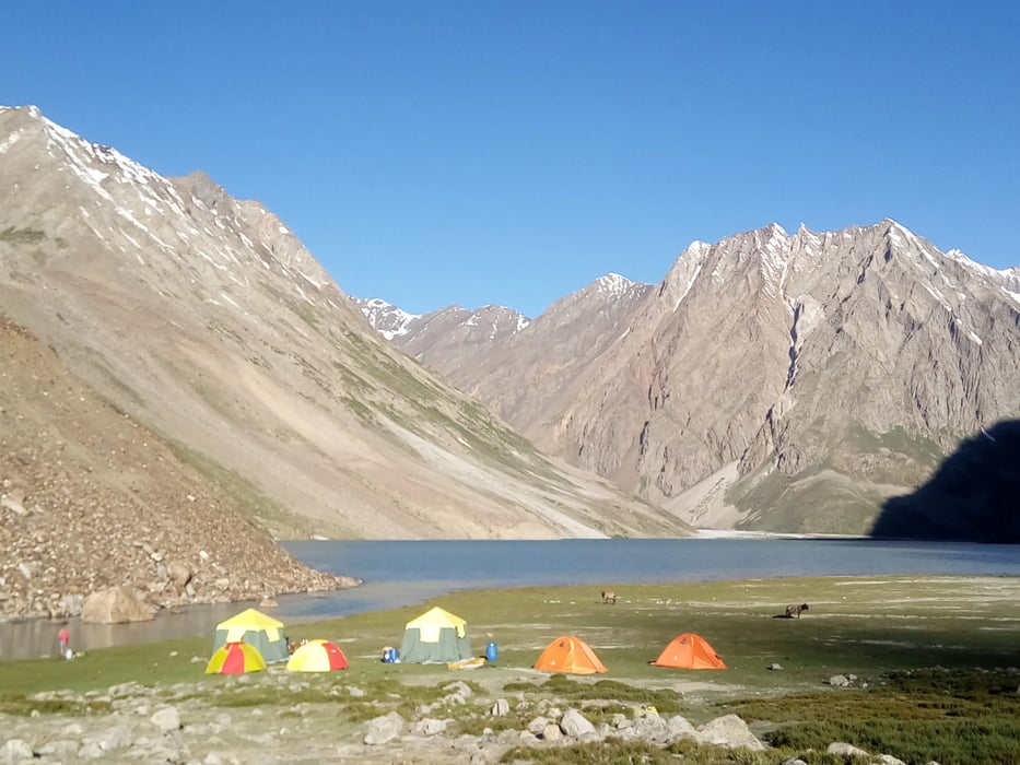 Hindukush: Attar and Ghamubar Pass Trek