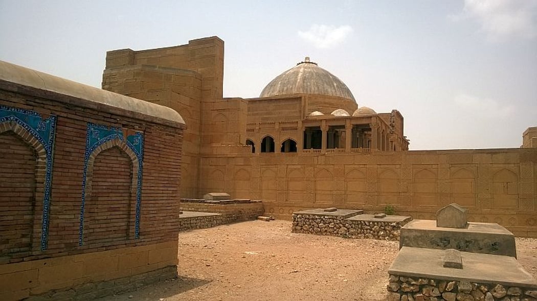 Thatta UNESCO Sites Tour From Karachi