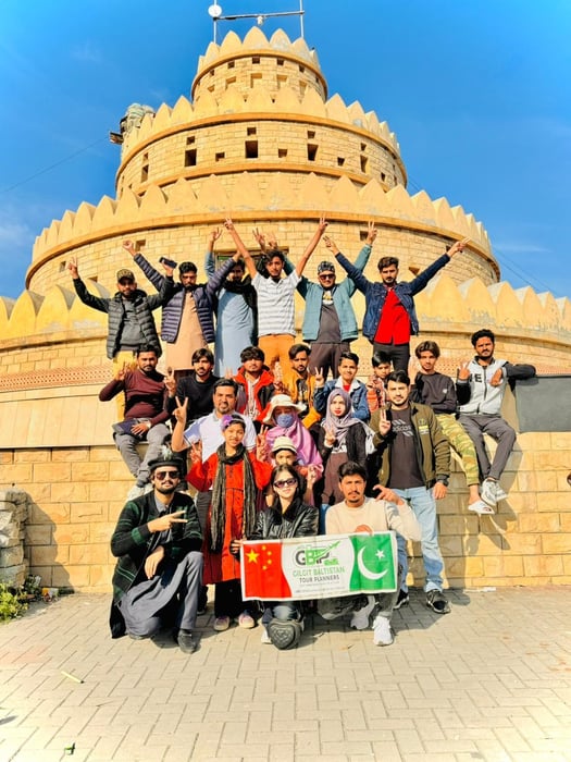 5-Day Hunza, Naltar & China Border Tour