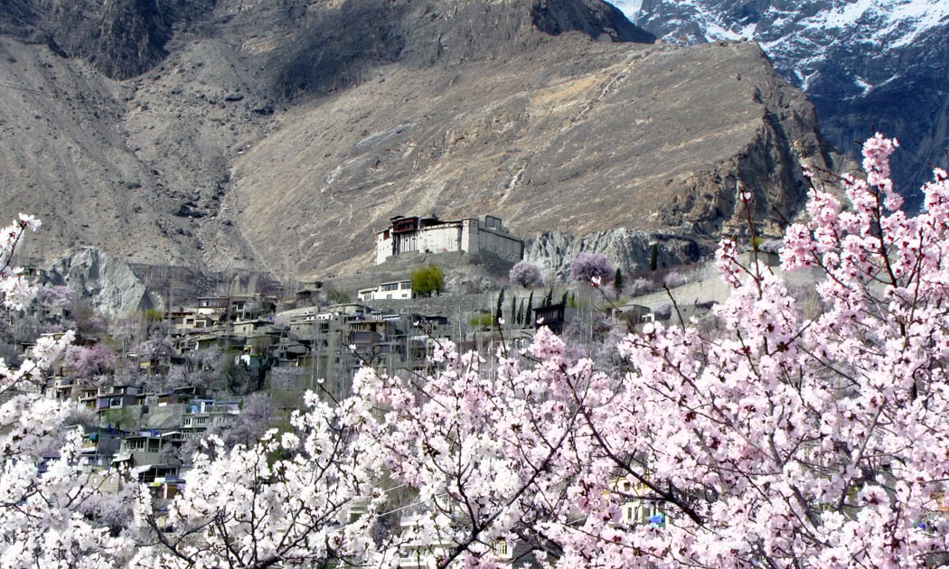 6 Days Skardu & Hunza By Air Tour