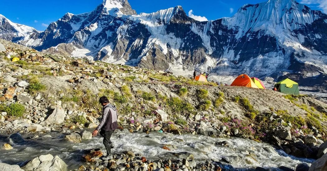 Biafo Hispar & Snow Lake Trek