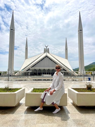 Skardu, Rakaposhi Basecamp & Hunza Valley Tour