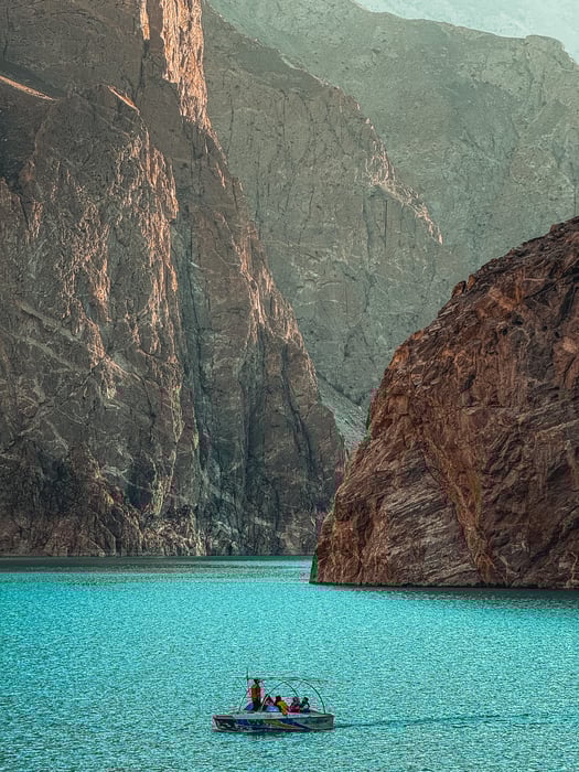 8-Day Hunza, Attabad Lake, Hopper Valley Tour