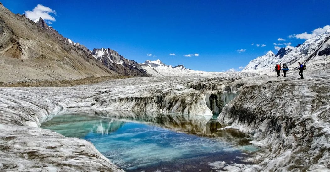 Biafo Hispar & Snow Lake Trek