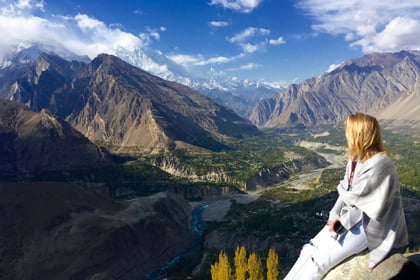 6-Day Fly-In Tour: Hunza, Khunjerab & Skardu