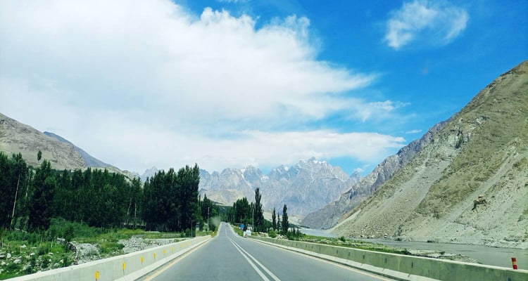 12 Days Lahore, Islamabad, Hunza & Skardu Tour