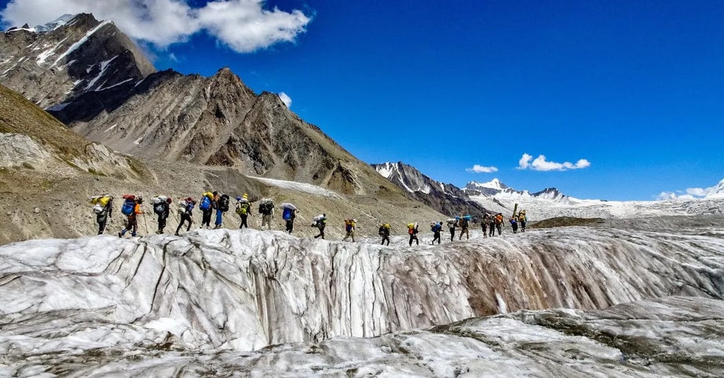 Biafo Hispar & Snow Lake Trek