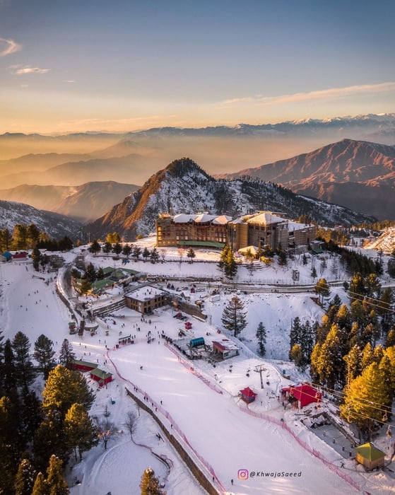 6-Day Swat, Kalam, Malam Jabba & Shogran Tour