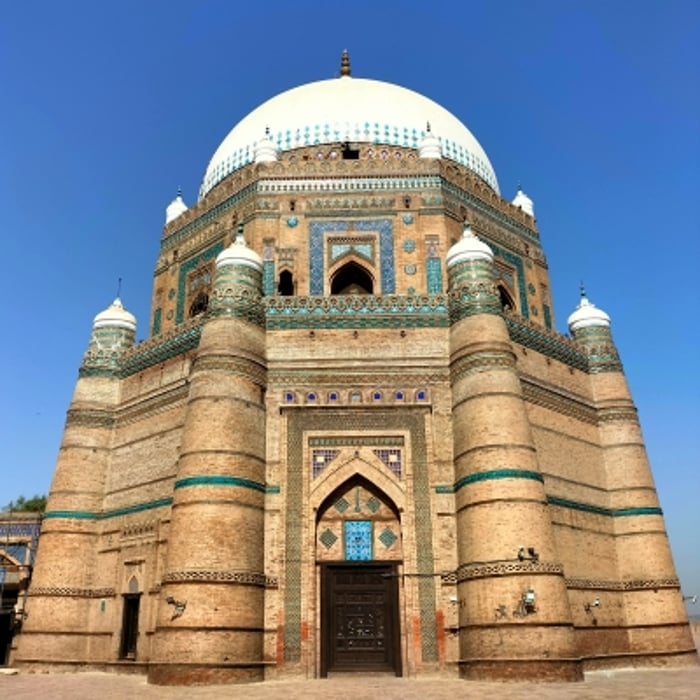 10-Day Pakistan UNESCO World Heritage Sites Tour