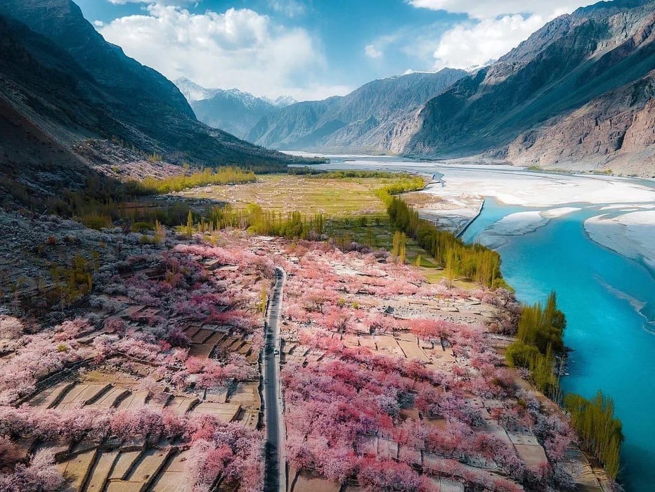 11 Days Lahore Islamabad Hunza Skardu