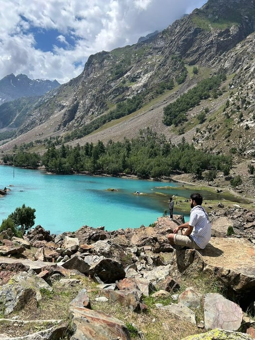 10-Day Hunza & Naltar Valley Group Tour