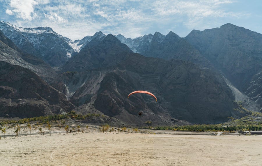 09 Days Majestic Skardu & Hunza Valley Tour
