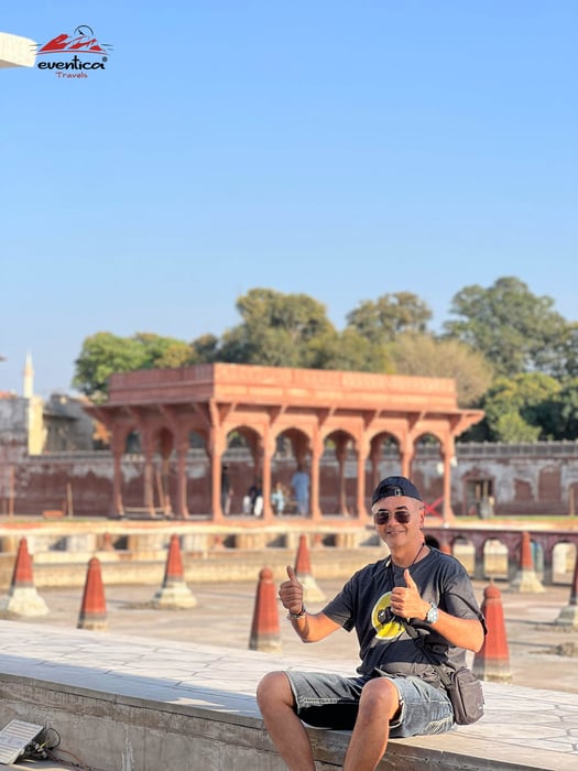 11-Day Karachi, Sehwan, Multan & Lahore Tour