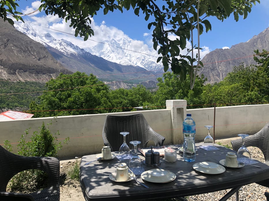 Hotel Hunza White House
