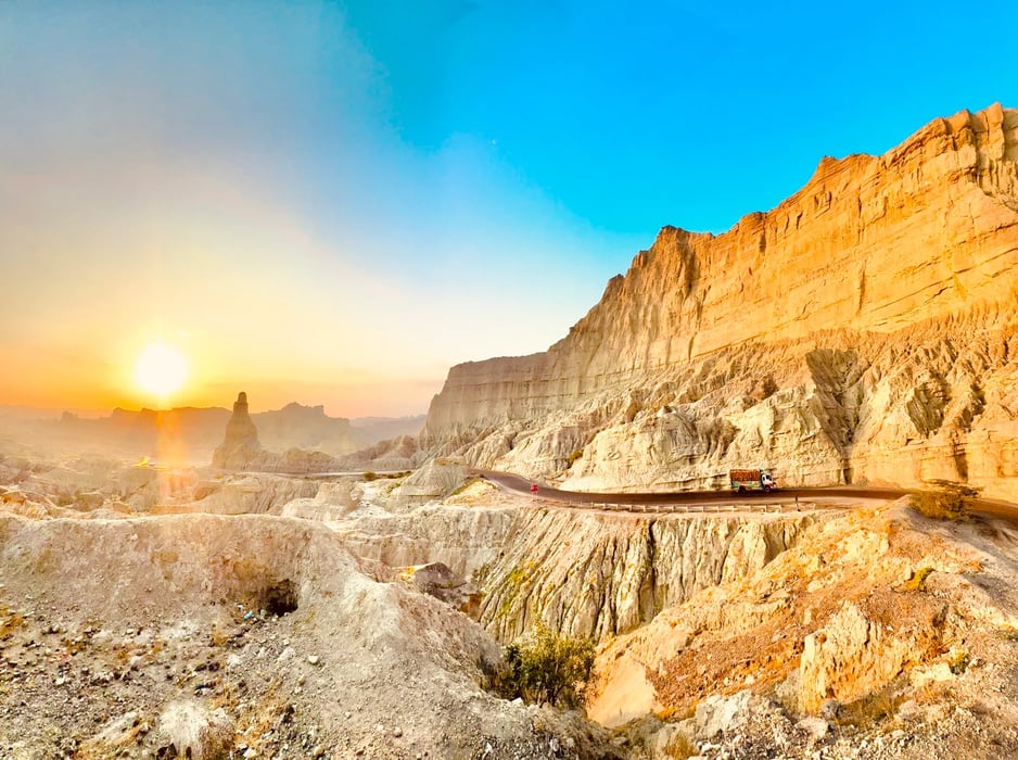 8 Days Balochistan Hingol National Park Tour