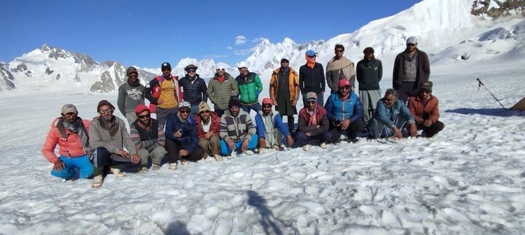 20-Day Snow Lake & Biafo Hispar Trek