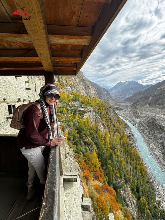 8-Day Hunza, Attabad Lake, Hopper Valley Tour