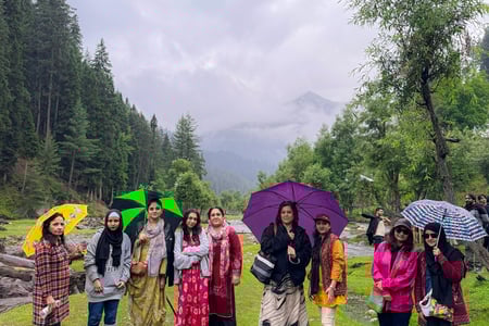 9-Day Kashmir, Neelum Valley & Shogran Group Tour