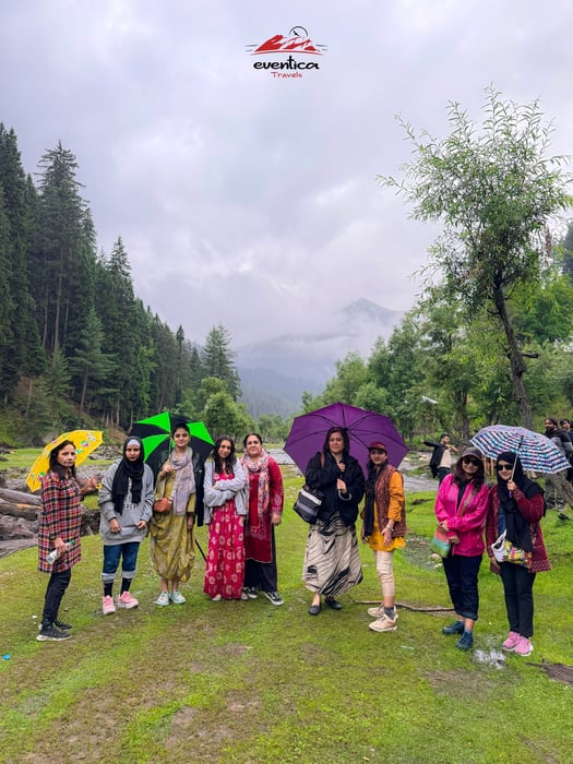 9-Day Kashmir, Neelum Valley & Shogran Group Tour