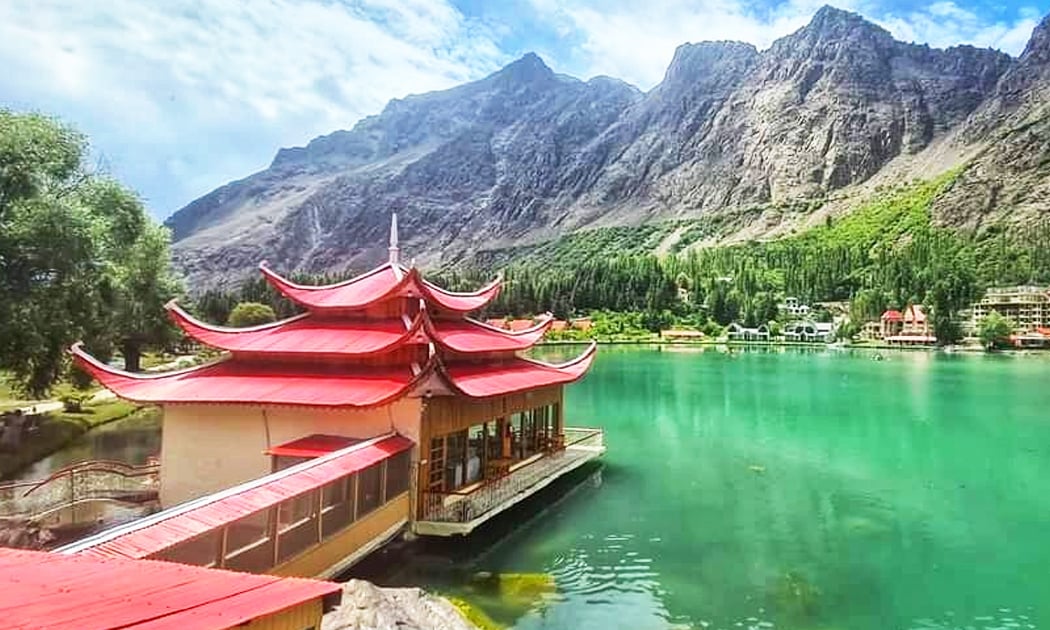 8 Days Skardu & Hunza By Air Tour