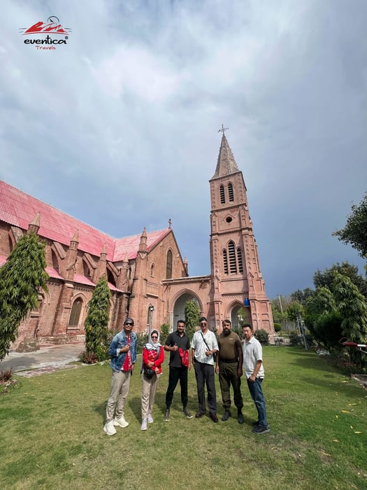 11-Day Karachi, Sehwan, Multan & Lahore Tour