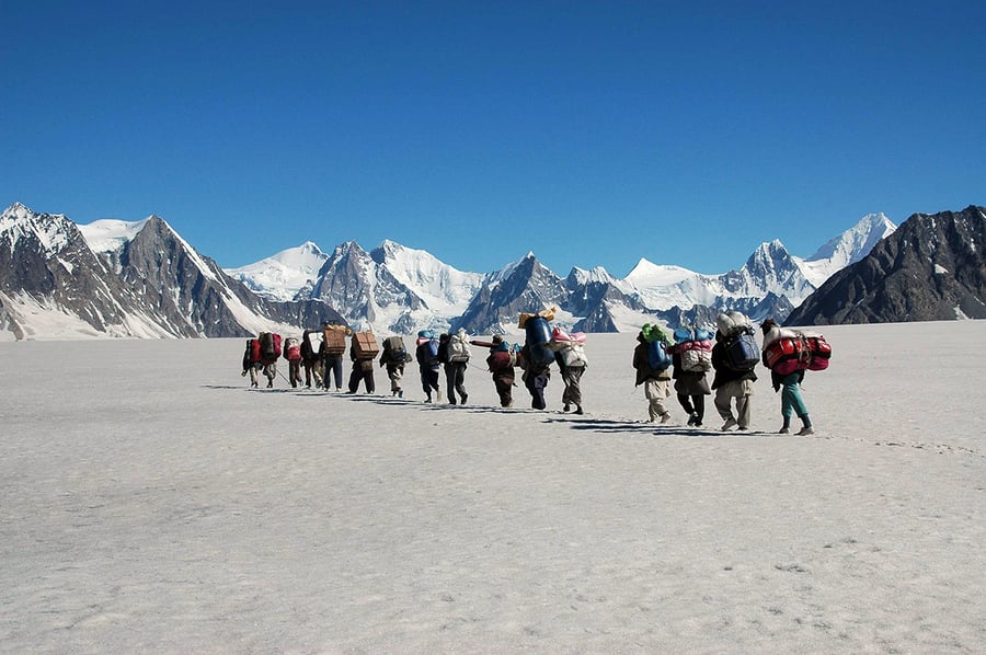 22-Day Snow Lake & Biafo Hispar La Trek