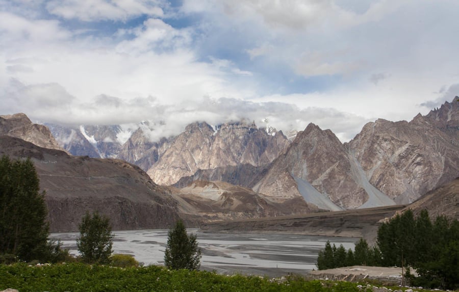 09 Days Majestic Skardu & Hunza Valley Tour
